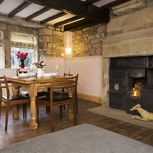 Exquisite Bronte Country - Free Parking Haworth