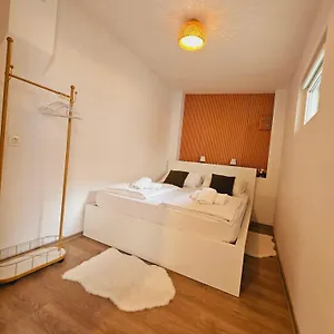Center Budget Apartment